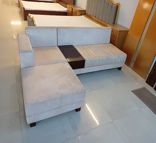 L-Type Couch STATA Urban Angle